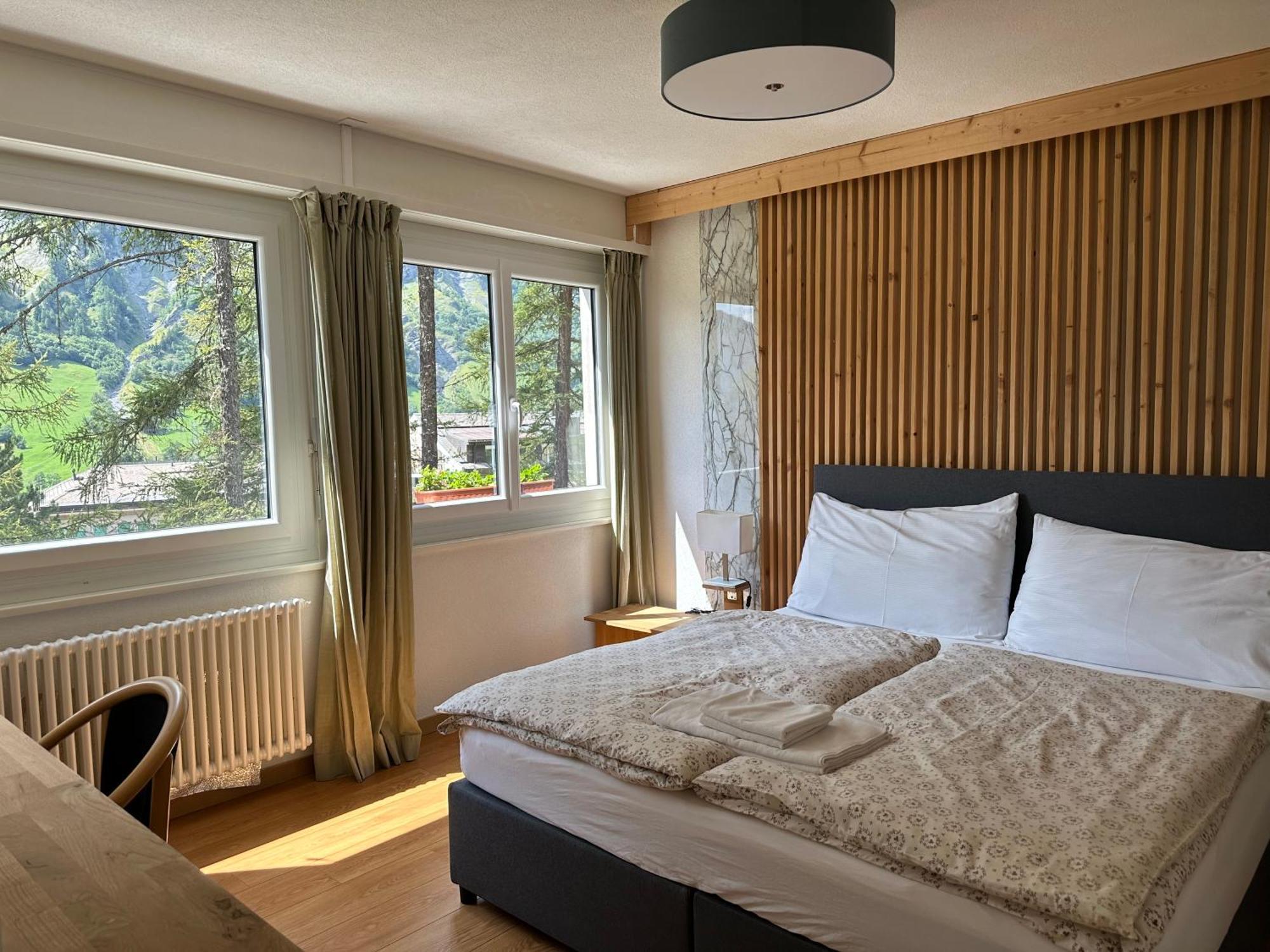 Center, Sauna, View - Haus Linaria 洛伊克巴德 客房 照片